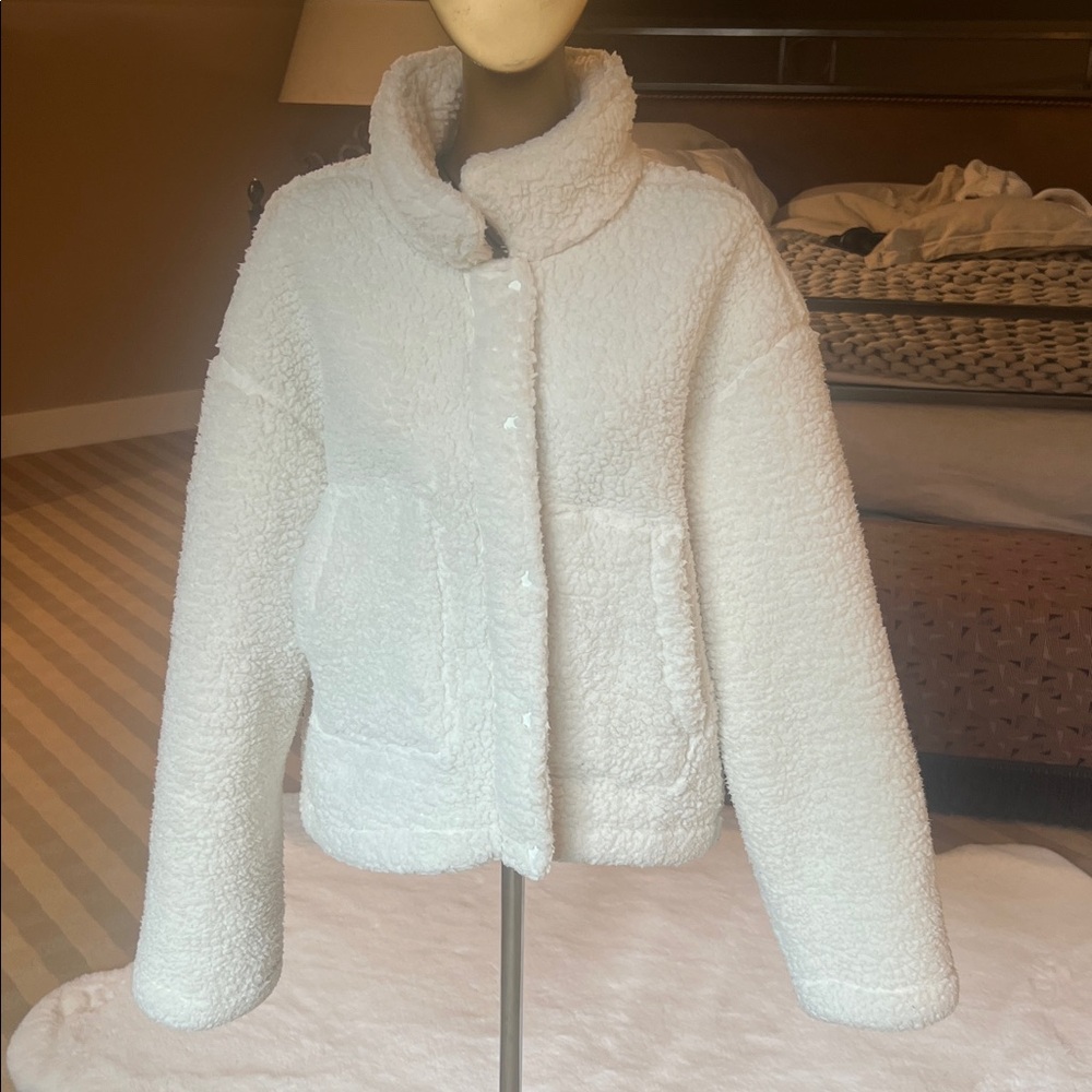 Splendid Cream Teddy Jacket with Stand Collar size M